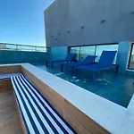 Flat Beira Mar Com Varanda Em Porto De Galinhas